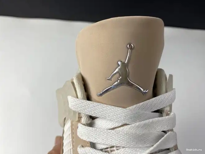 One Kick Shimmer 4 Air Jordan DJ0675-200 0606